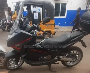 Honda NC700X 2021 Gray