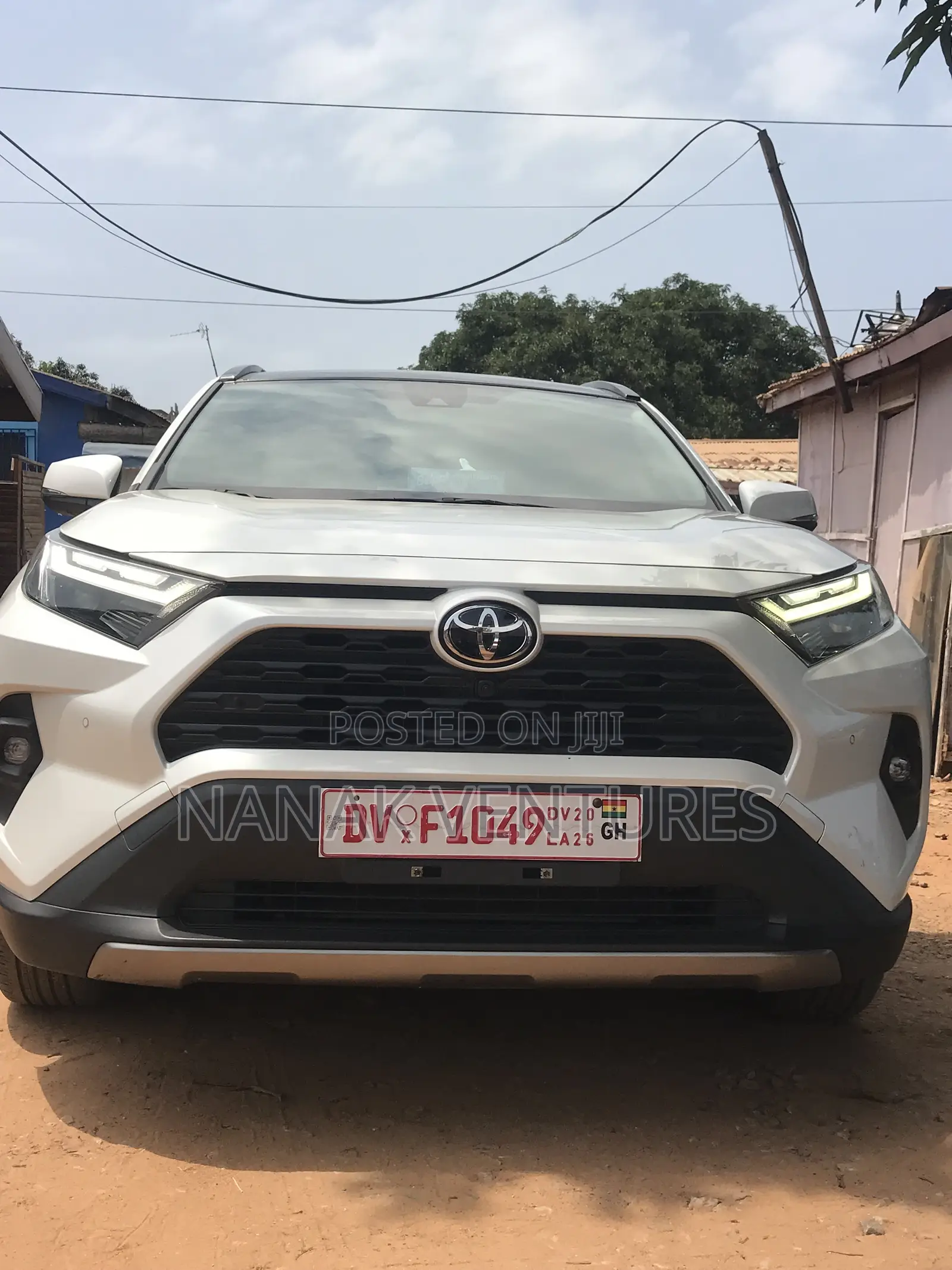 Toyota RAV4 Adventure AWD 2024 White