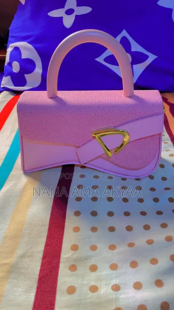Akyaa's Collections