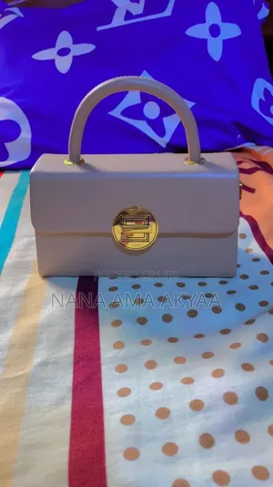 Akyaa's Collections