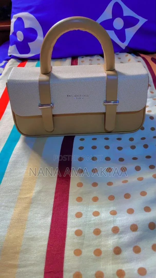 Akyaa's Collections