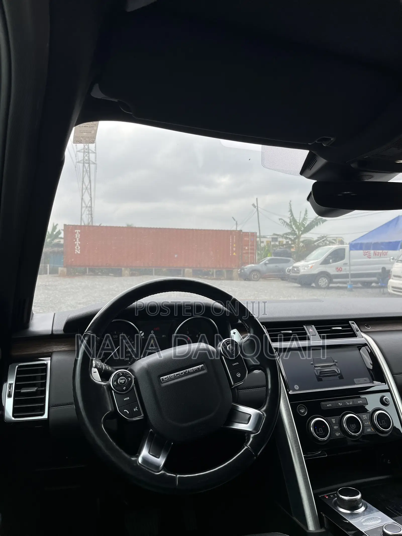 Land Rover Discovery 2018 Gray