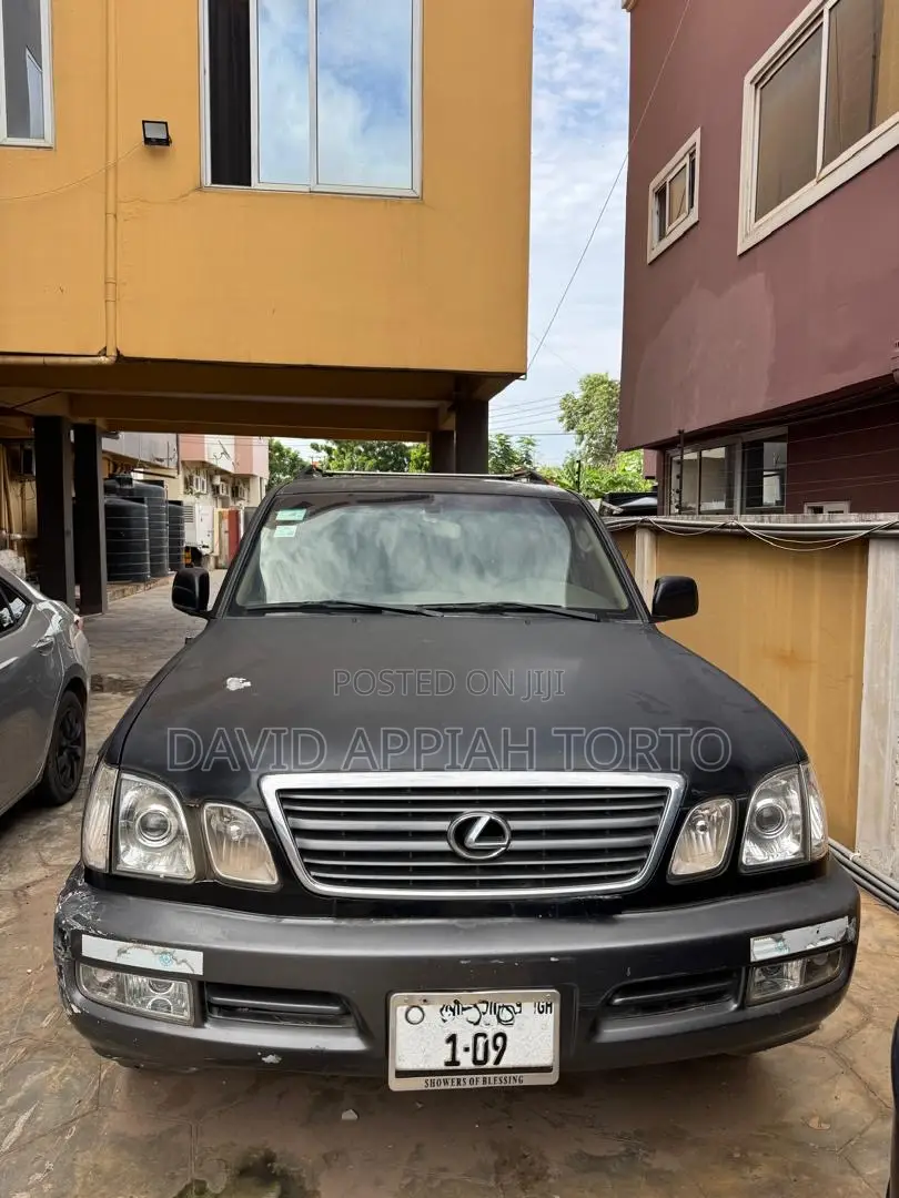 Lexus LX 470 AWD 2000 Black