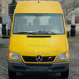 Mercedes-Benz Sprinter 2005 Yellow