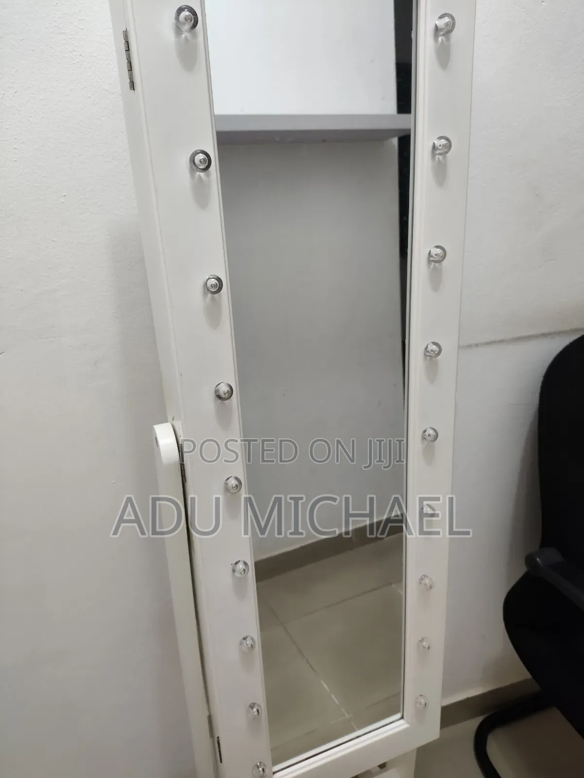 Dressing Mirror With LED Lights