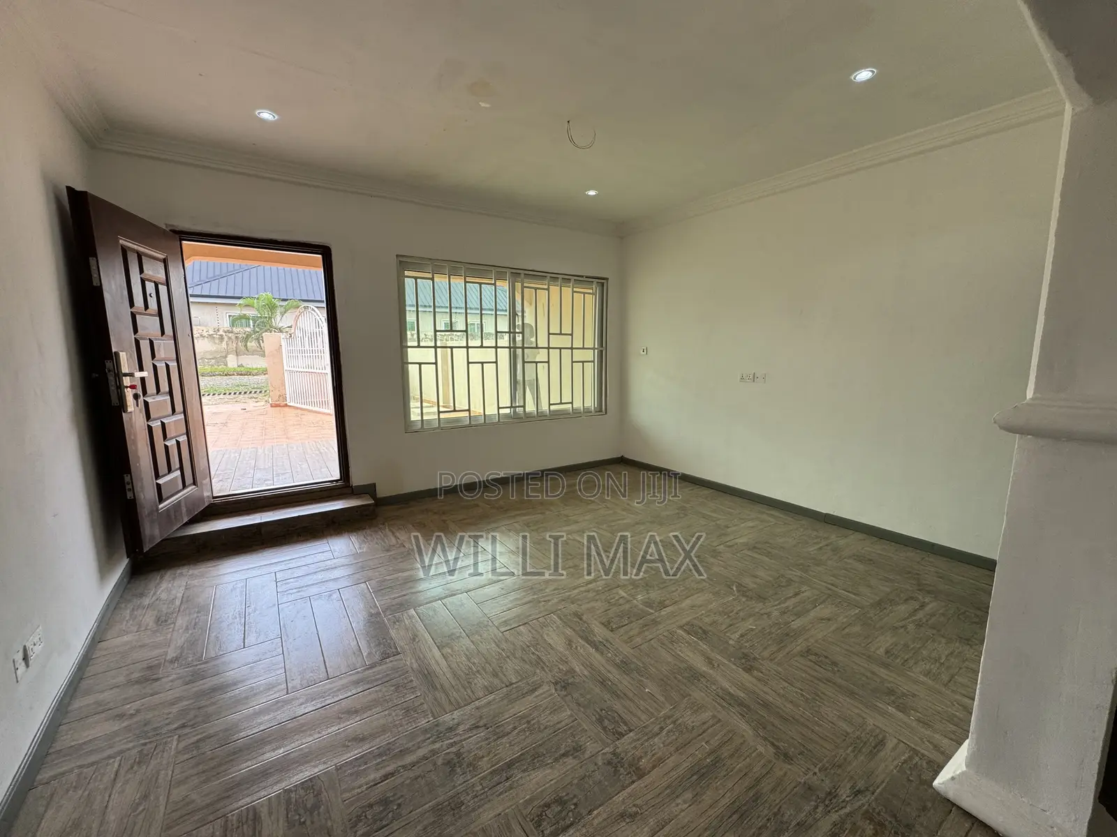 3bdrm Bungalow in Amrahia, Adenta for rent