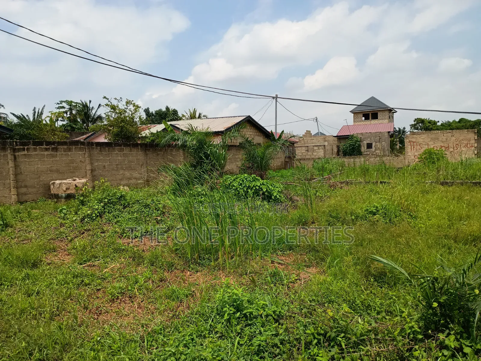 70x100 Ft Land for Sale at Dobro