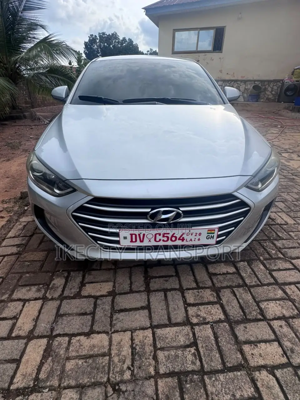 Hyundai Elantra ECO Sedan FWD (1.4L 4cyl 7A) 2017 Silver