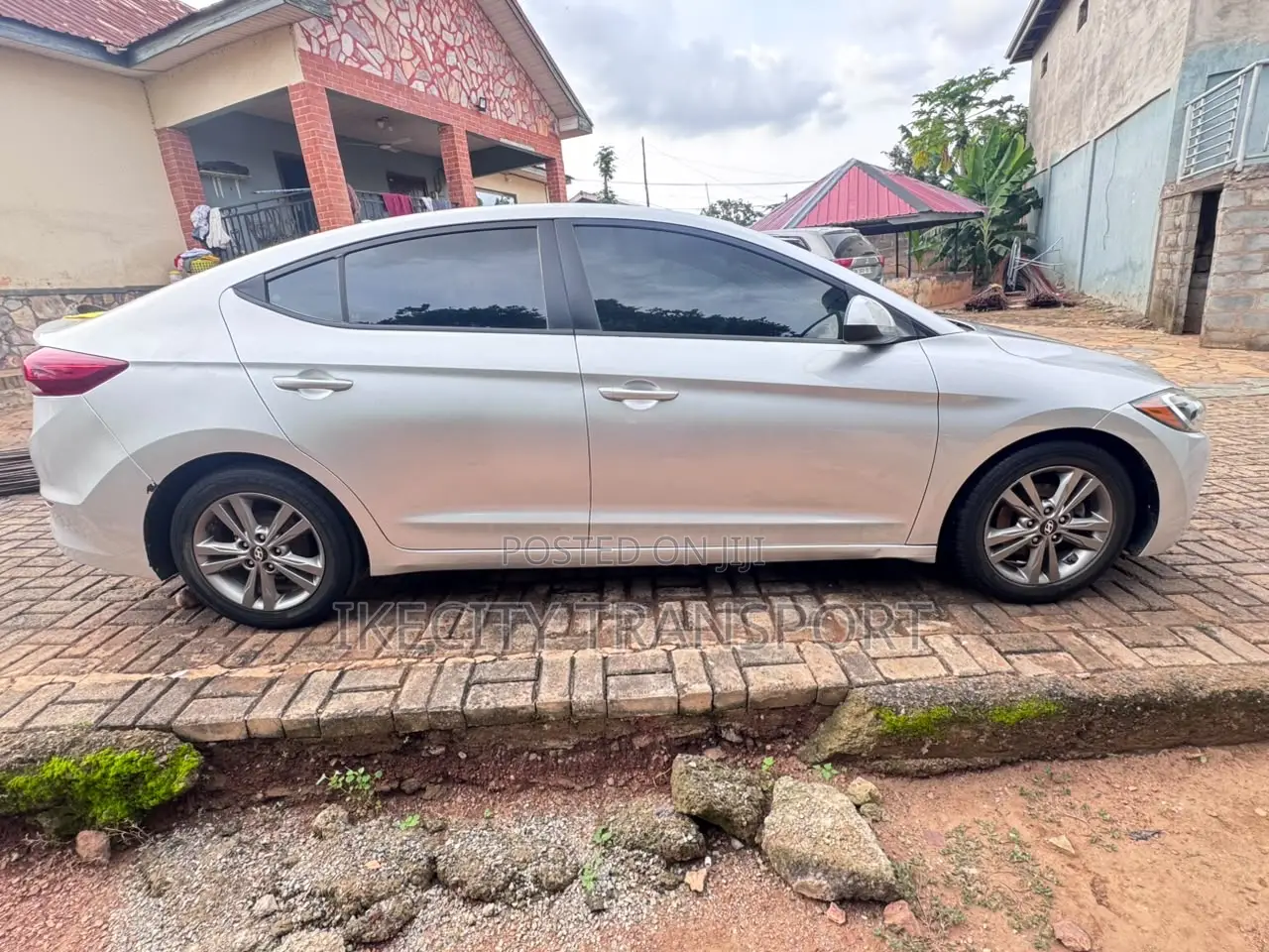 Hyundai Elantra ECO Sedan FWD (1.4L 4cyl 7A) 2017 Silver