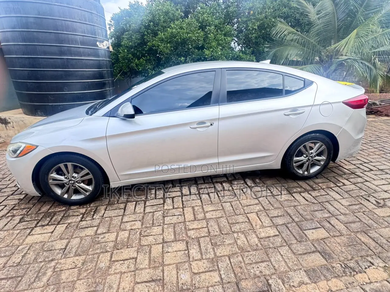 Hyundai Elantra ECO Sedan FWD (1.4L 4cyl 7A) 2017 Silver