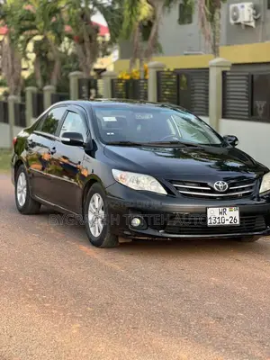 Toyota Corolla LE Special Edition 4dr Sedan (1.8L 4cyl 4A) 2013 Black