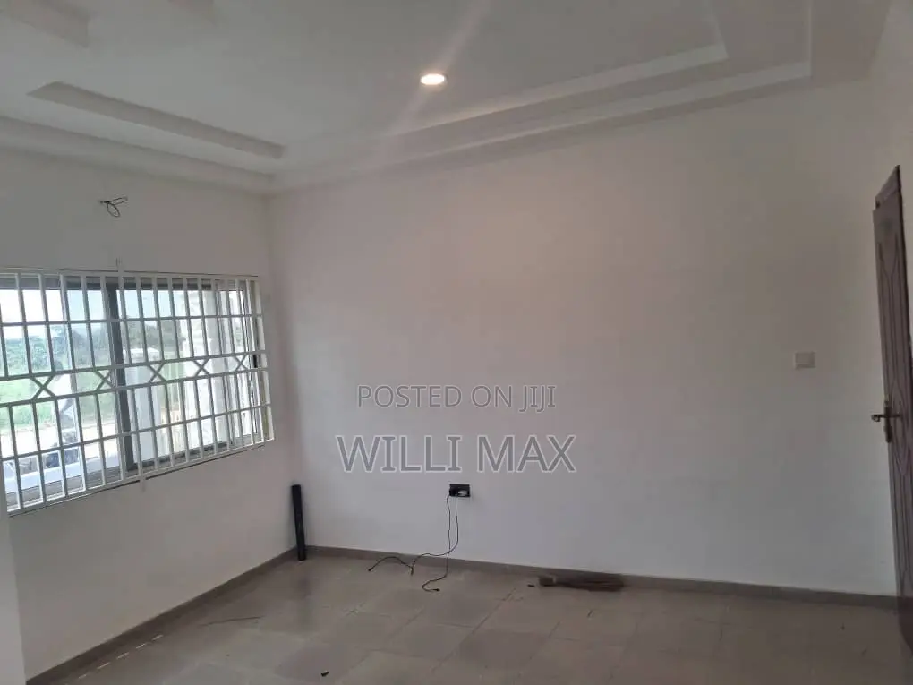3bdrm Bungalow in Kuntunse Satellite, Amasaman for sale