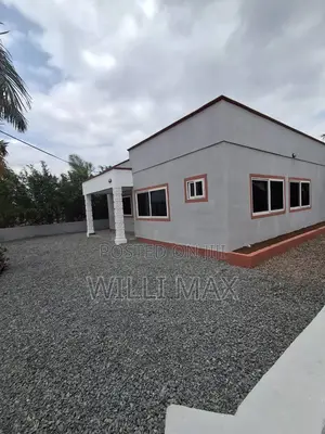 3bdrm Bungalow in Kuntunse Satellite, Amasaman for sale