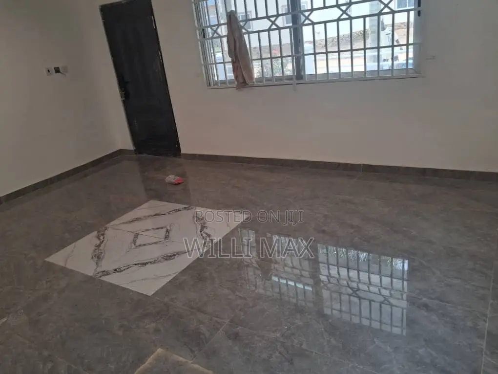 3bdrm Bungalow in Kuntunse Satellite, Amasaman for sale