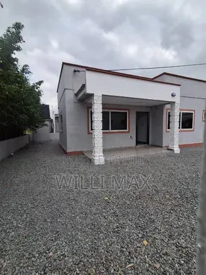 3bdrm Bungalow in Kuntunse Satellite, Amasaman for sale