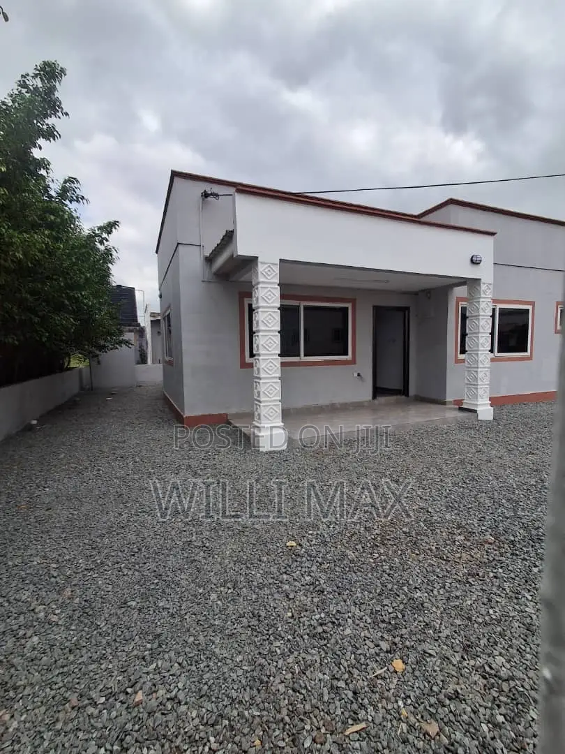 3bdrm Bungalow in Kuntunse Satellite, Amasaman for sale