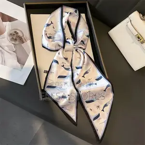 Luxury Pointed Neck Scarfs