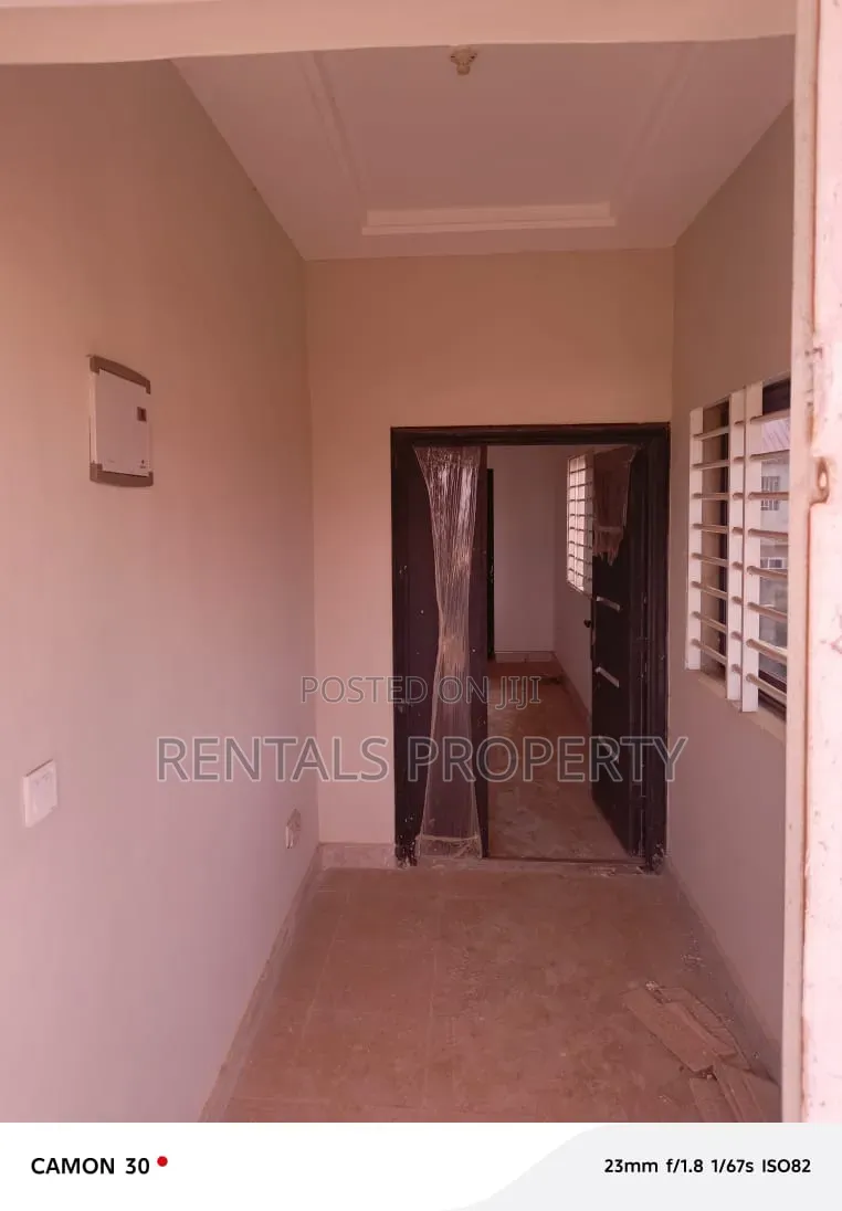 1bdrm Apartment in Penteng, Barrier for rent