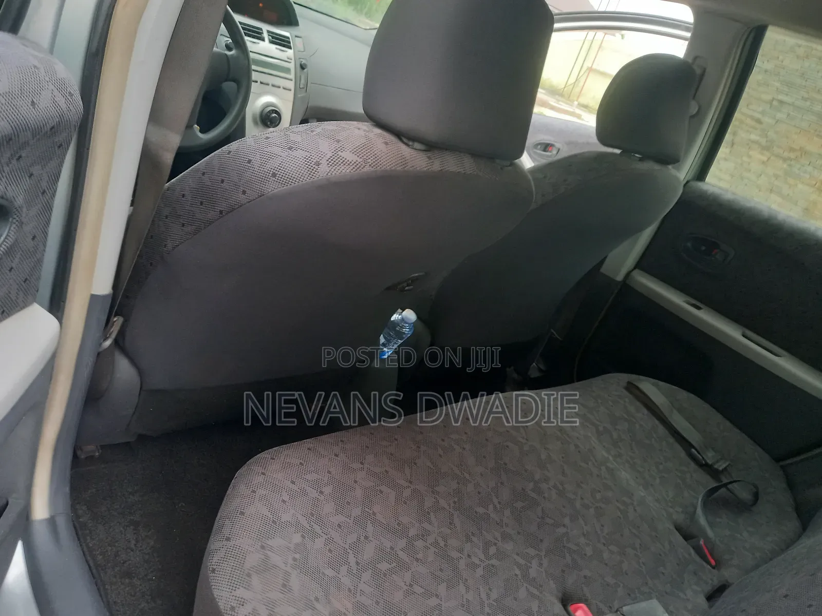 Toyota Vitz 2010 Gray