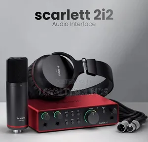 Focusrite Scarlett 2i2 4th Generation Studio Bundle