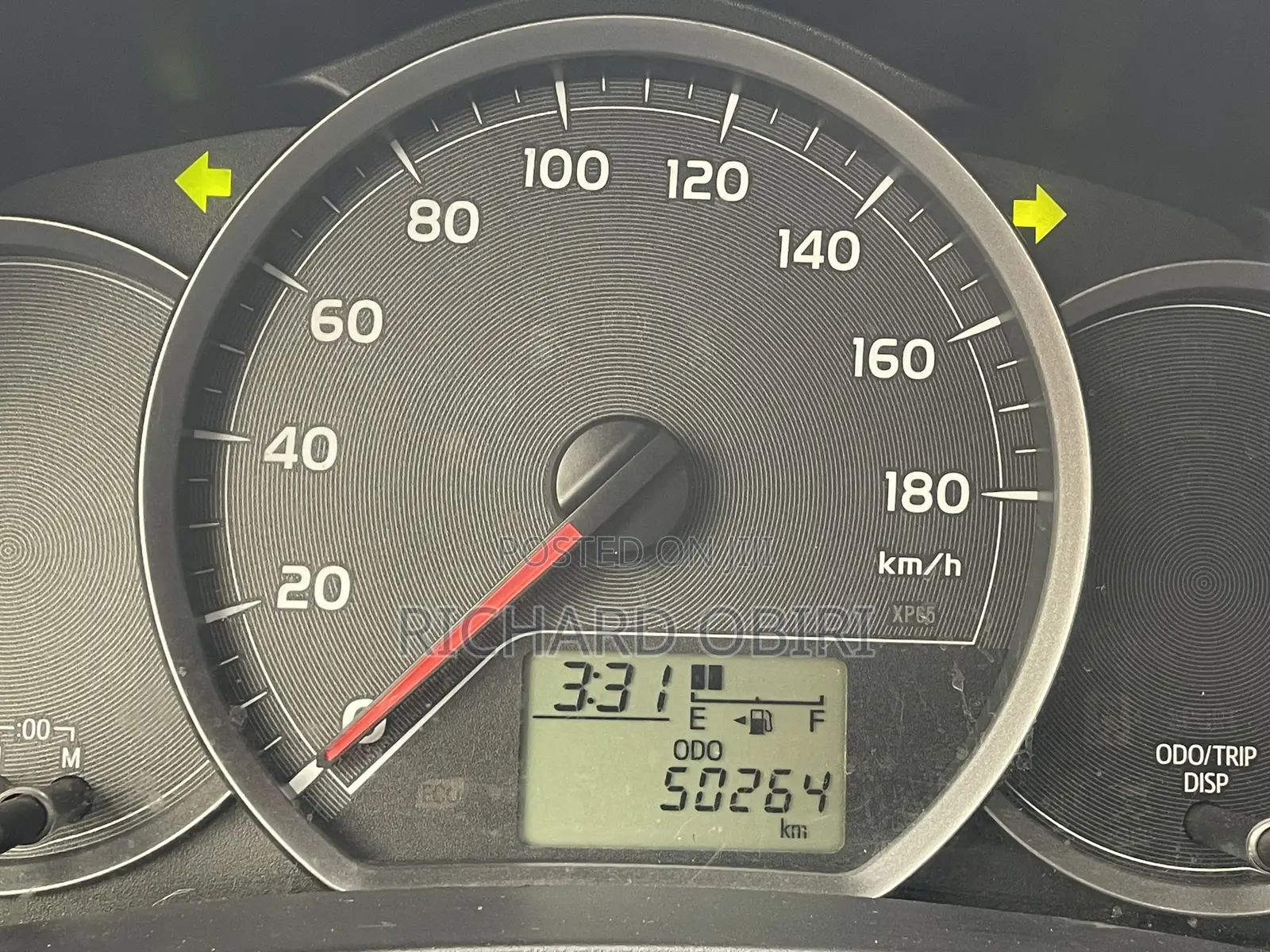 Toyota Vitz 1.3 AWD 3dr 2013 White