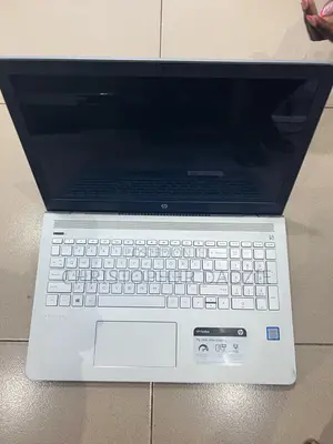 Laptop HP Pavilion 15 12GB Intel Core i5 HDD 1T