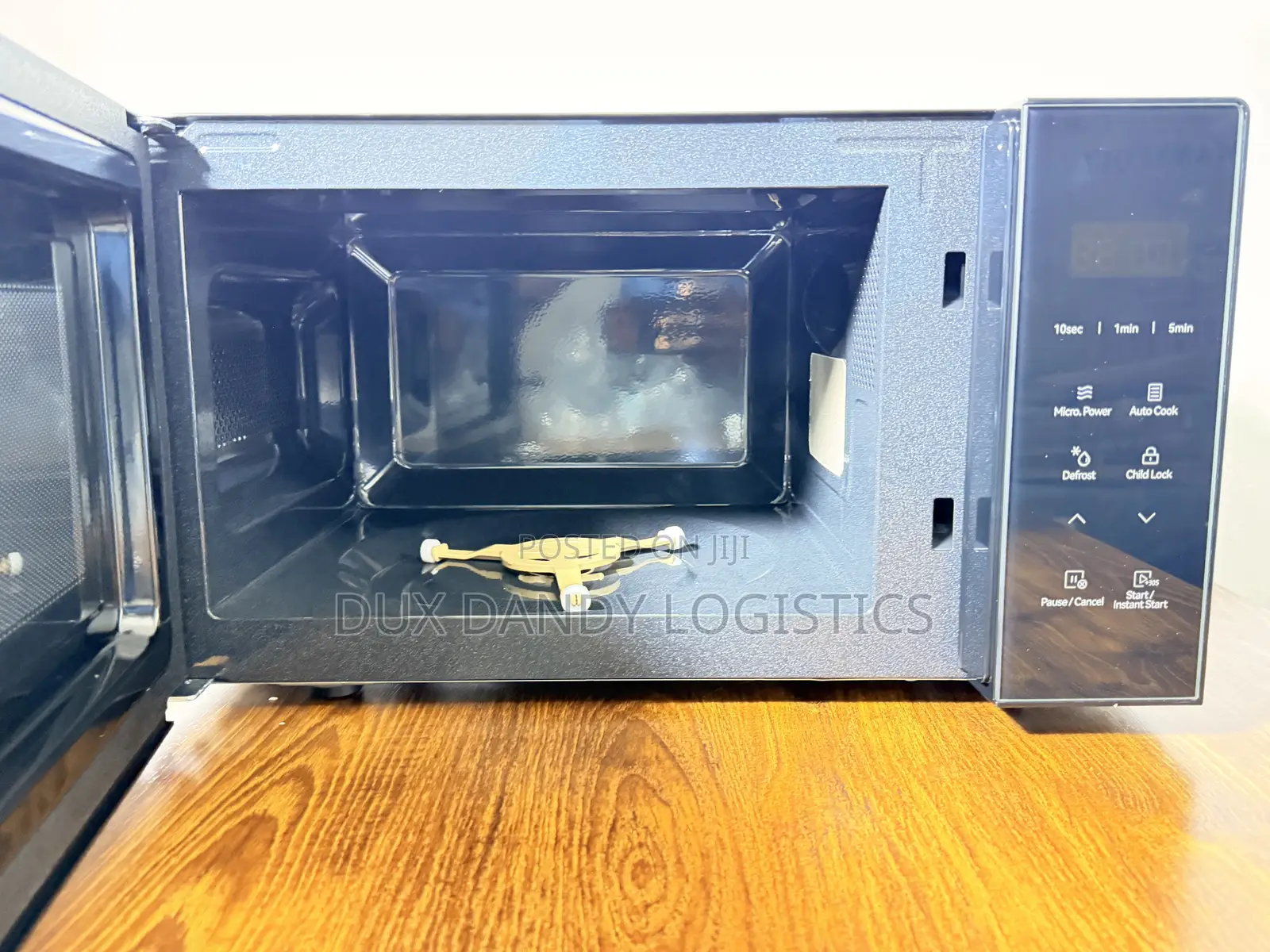 Microwave Oven