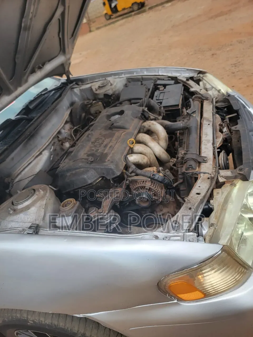 Toyota Corolla 2004 Silver