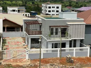 4bdrm House in Oyarifa, Accra Metropolitan for sale