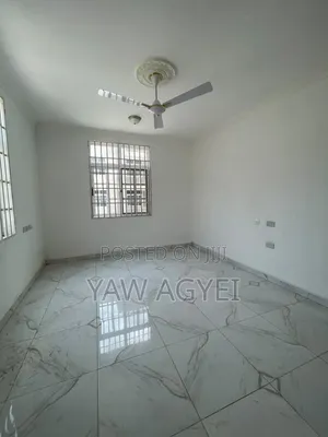 2bdrm Apartment in Exponent, Ashaley Botwe for rent