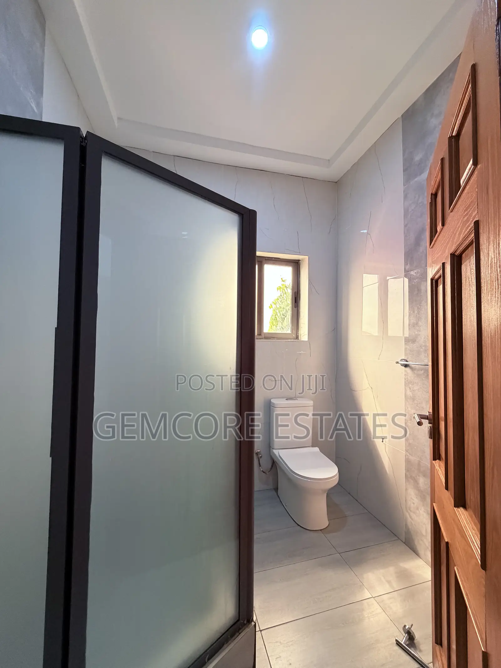 2bdrm Apartment in Ashaley Botwe for rent