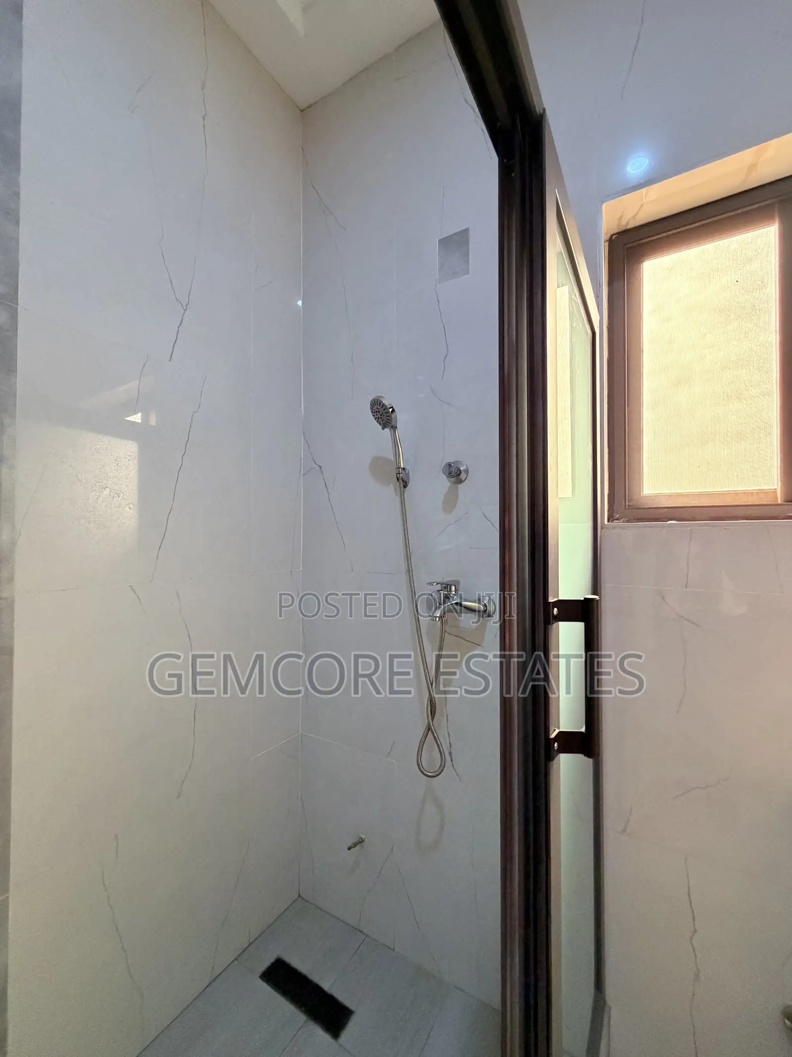 2bdrm Apartment in Ashaley Botwe for rent