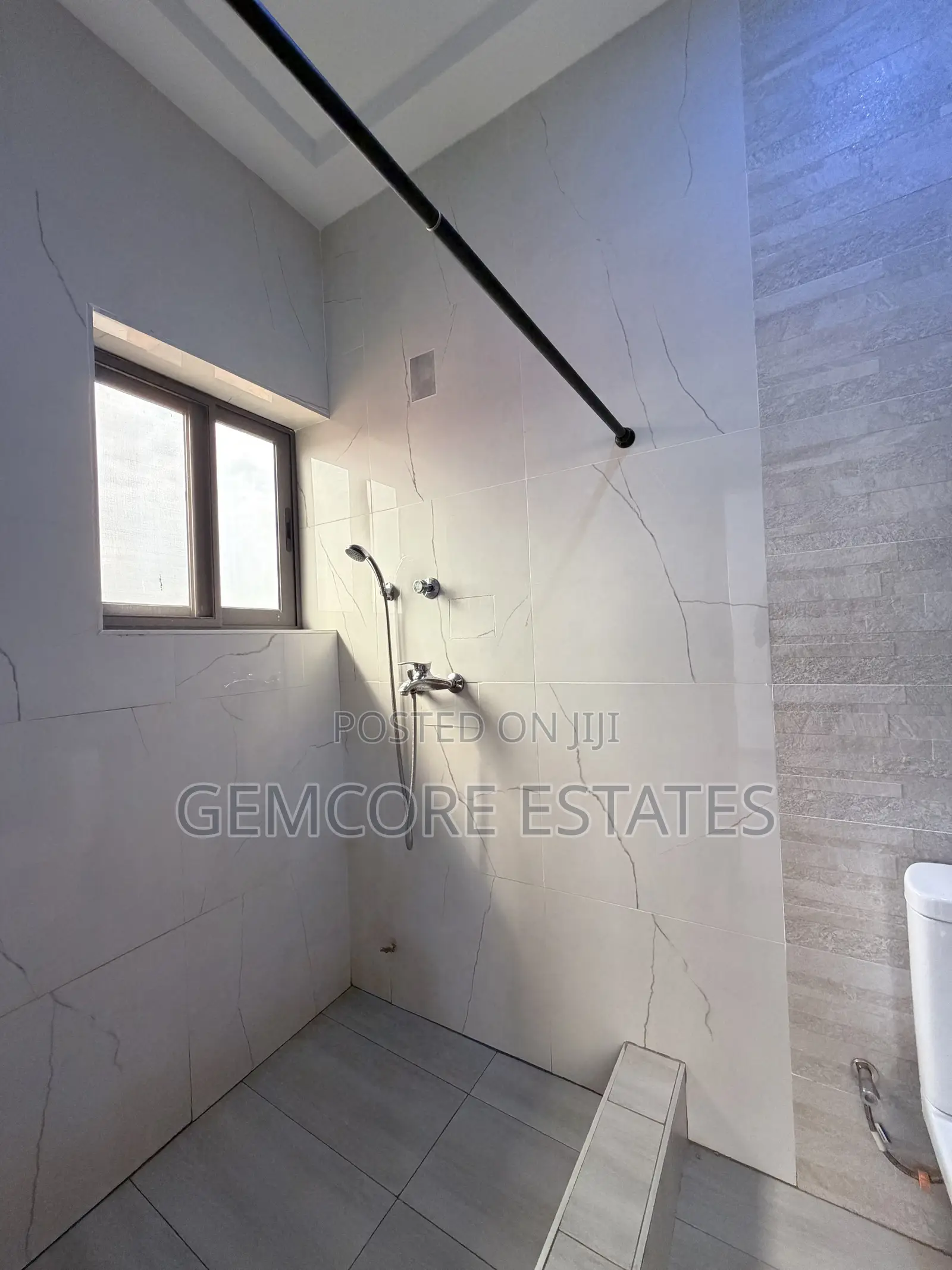 2bdrm Apartment in Ashaley Botwe for rent