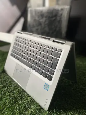 Laptop Lenovo Yoga 710 8GB Intel Core i7 SSD 256GB