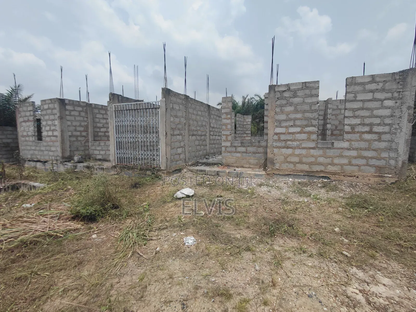 2bdrm Block of Flats in Mayera, Pokuase for sale