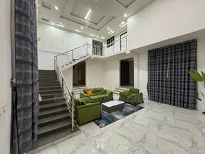 Furnished 6bdrm Mansion in B2 Properties Agency, Kumasi Metropolitan