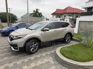 Honda CR-V 2018 Gold