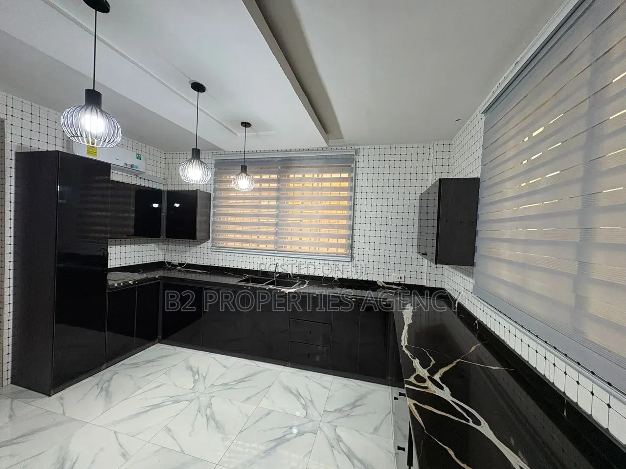 Furnished 6bdrm Mansion in B2 Properties Agency, Kumasi Metropolitan