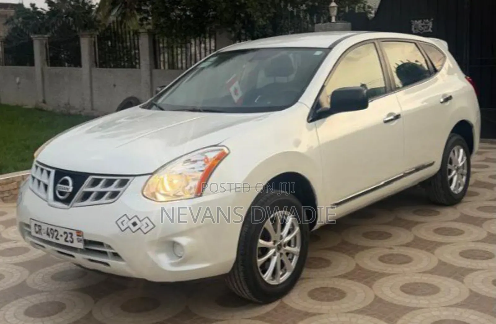 Nissan Rogue 2011 Off white