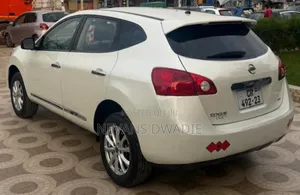 Nissan Rogue 2011 Off white