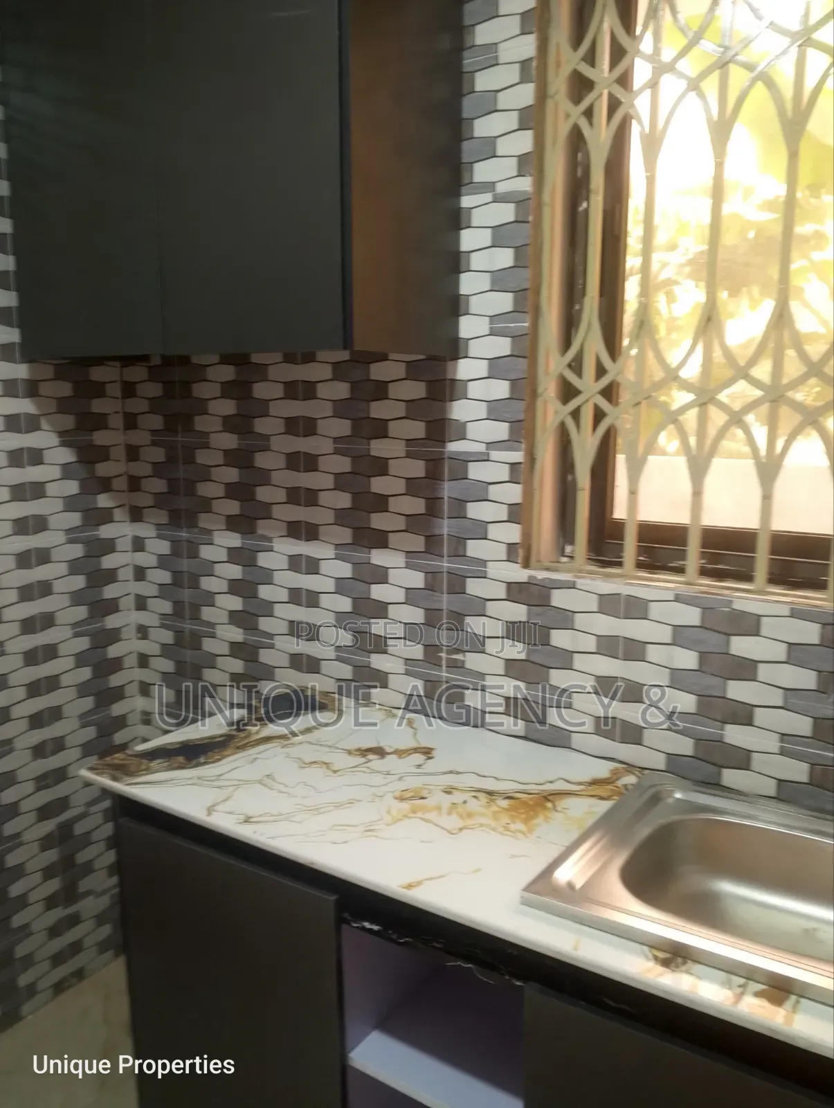 1bdrm Apartment in Valley View Area for rent