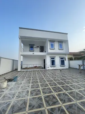 3bdrm Duplex in Bn Estate, Pokuase for sale