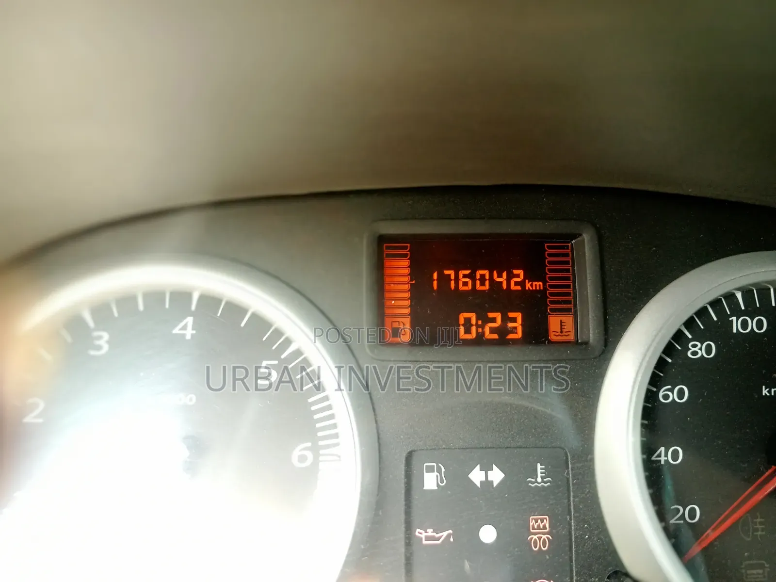 Dacia Duster 2012 Red