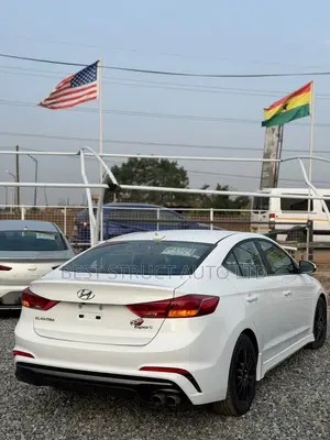 Hyundai Elantra Sport 2018 White