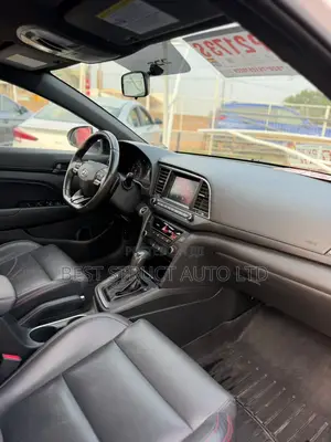 Hyundai Elantra Sport 2018 White