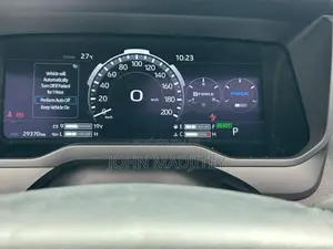 Toyota Tundra Hybrid 2024 Gray
