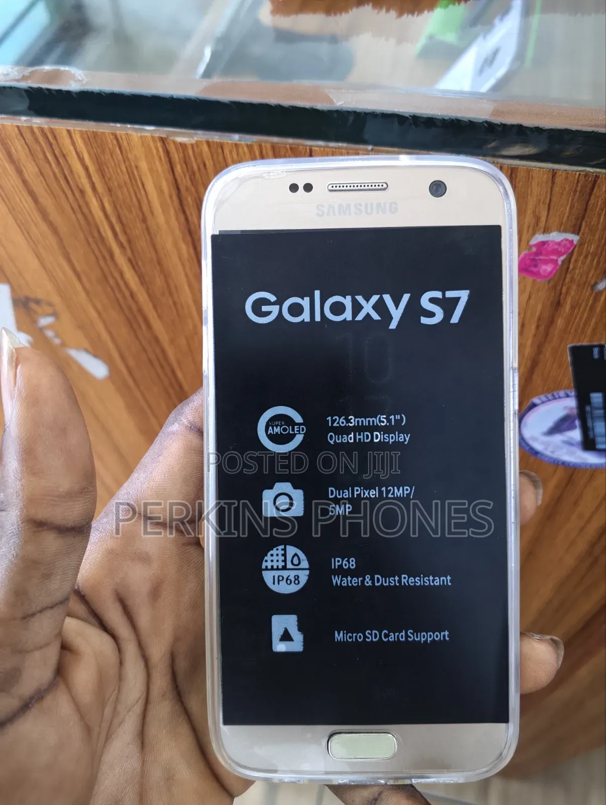 New Samsung Galaxy S7 32 GB Gold