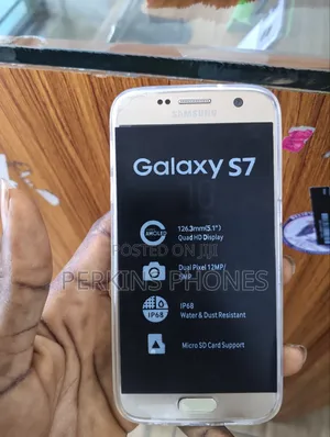 New Samsung Galaxy S7 32 GB Gold