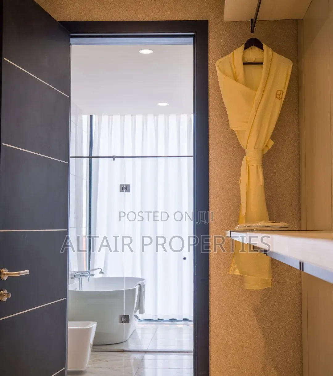 Furnished 20bdrm House in Cantonment, Accra Metropolitan for sale