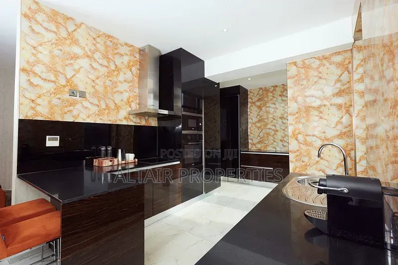Furnished 20bdrm House in Cantonment, Accra Metropolitan for sale